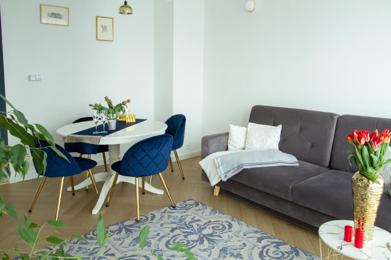 Nowy Apartment Przy Placu Szembeka Varsovia Exterior foto