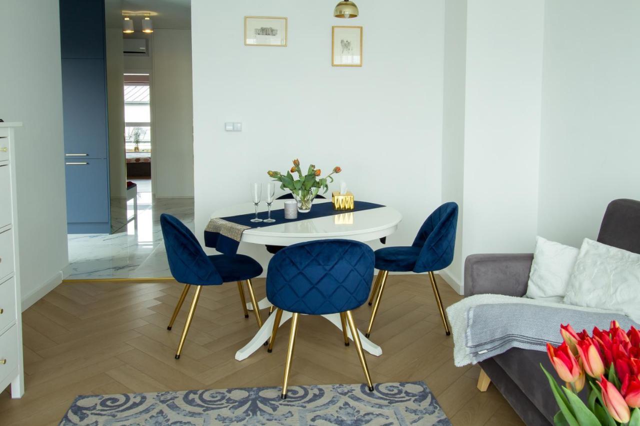 Nowy Apartment Przy Placu Szembeka Varsovia Exterior foto