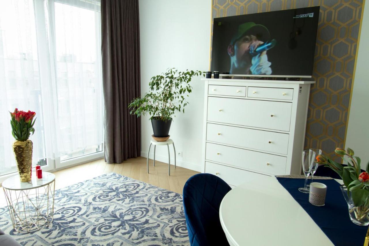Nowy Apartment Przy Placu Szembeka Varsovia Exterior foto